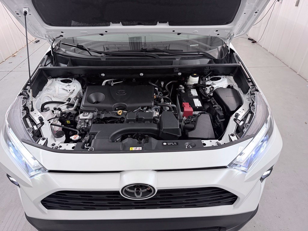 Used 2023 Toyota RAV4 XLE Premium FWD image 39
