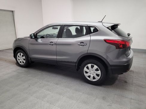 Used 2019 Nissan Rogue Sport S FWD image 3