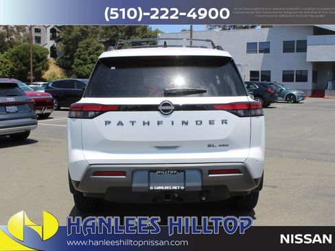 New 2026 Nissan Pathfinder SL w/ SL Premium Package AWD/4WD image 8