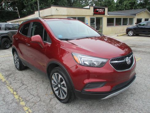 Used 2021 Buick Encore Preferred w/ Safety Package II AWD/4WD image 4