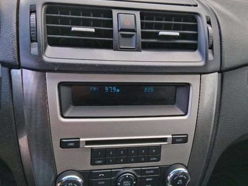 Used 2012 Ford Fusion SE image 15