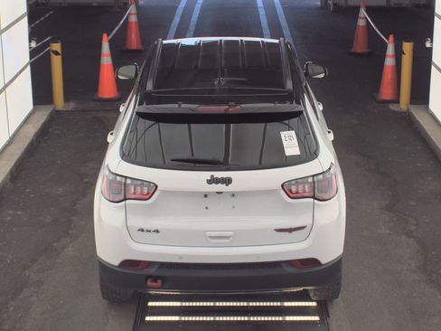 Used 2024 Jeep Compass Trailhawk AWD/4WD image 5