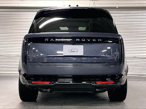 New 2026 Land Rover Range Rover SE image 5
