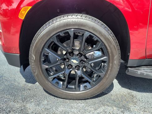 Used 2023 Chevrolet Tahoe LT w/ Luxury Package RWD image 5