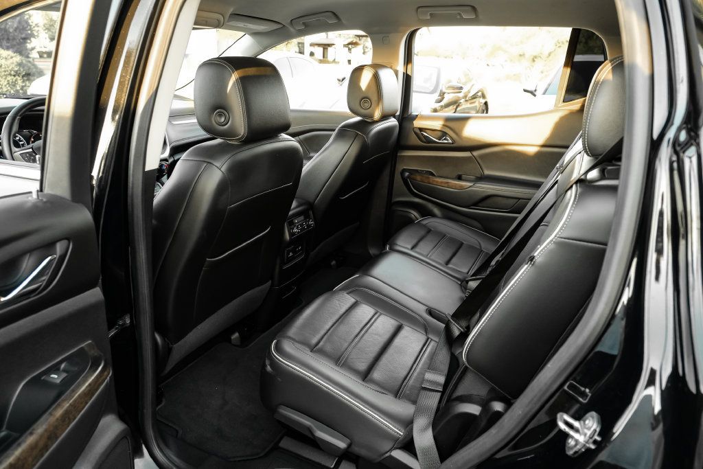 Used 2023 GMC Acadia Denali FWD image 37