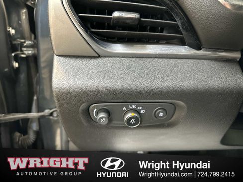 Used 2019 Chevrolet Traverse LT w/ LPO, Floor Liner Package image 23