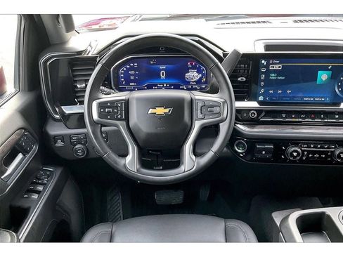 Used 2025 Chevrolet Silverado 3500 LTZ AWD/4WD image 6