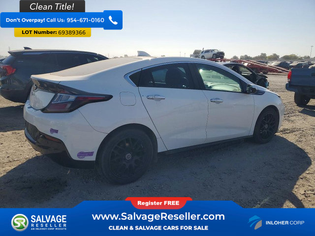 Used 2016 Chevrolet Volt Premier w/ Driver Confidence Package FWD image 4