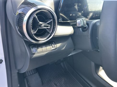 New 2026 Chevrolet Equinox LT w/ Convenience Package II AWD/4WD image 10
