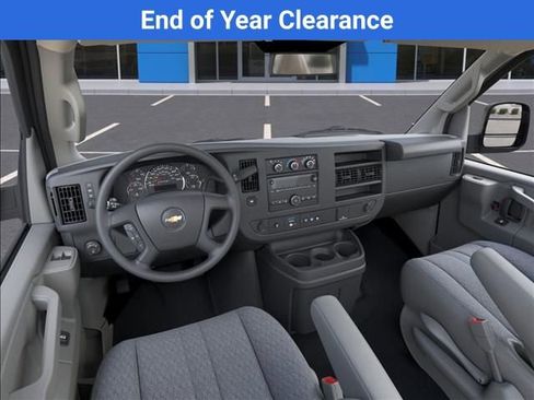 New 2025 Chevrolet Express 3500 w/ Power Convenience Package image 17