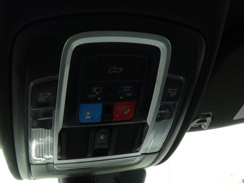 Certified 2025 RAM 1500 Big Horn image 27