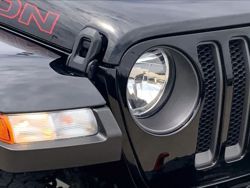 Used 2021 Jeep Wrangler Unlimited Rubicon w/ Xtreme Recon 35" Tire Package AWD/4WD image 27