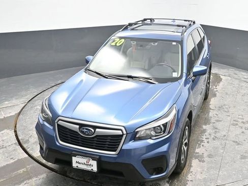 Used 2020 Subaru Forester Premium image 21