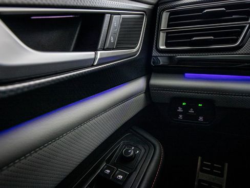 Used 2025 Volkswagen Atlas Peak Edition SE image 34