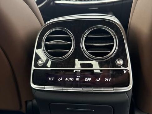 Used 2019 Mercedes-Benz S 560 4MATIC Sedan image 28
