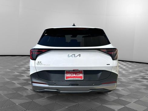 New 2026 Kia Sportage LX w/ LX Convenience Package AWD/4WD image 5