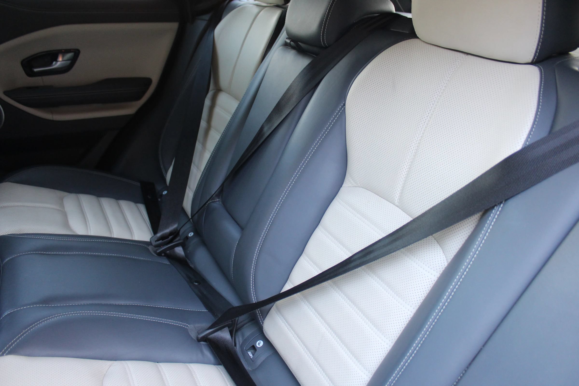 Used 2017 Land Rover Range Rover Evoque HSE Dynamic AWD/4WD image 12