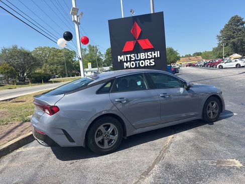Used 2023 Kia K5 LXS FWD image 3