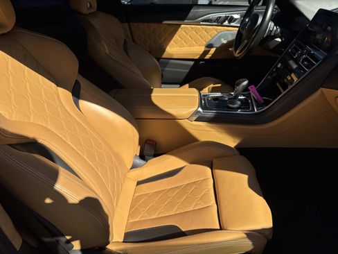 Used 2020 BMW M8 Coupe image 21