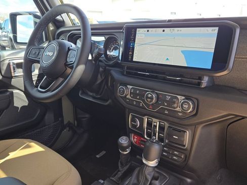New 2026 Jeep Gladiator Willys AWD/4WD image 8