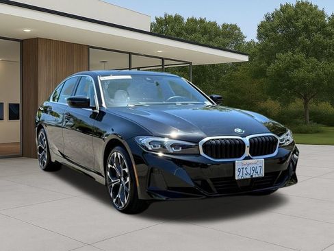 Used 2025 BMW 330i Sedan w/ Convenience Package RWD image 5