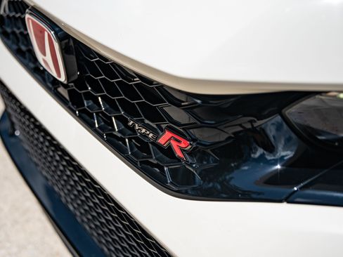 Used 2025 Honda Civic Type R image 24