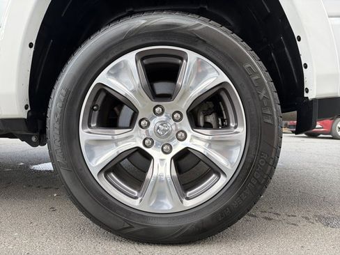 Used 2022 RAM 1500 Laramie image 9