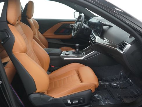 Used 2024 BMW M2 w/ Lighting Package RWD image 12