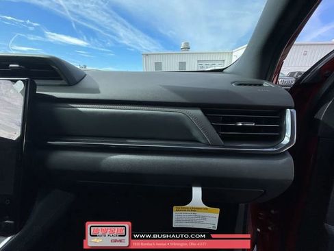 New 2026 GMC Terrain AT4 w/ Convenience Package III image 28