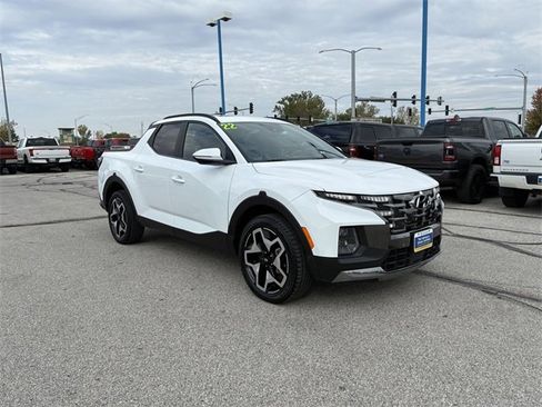 Used 2022 Hyundai Santa Cruz Limited image 2