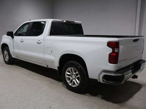 Used 2023 Chevrolet Silverado 1500 LT AWD/4WD image 5