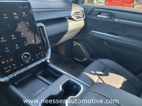 Used 2024 GMC Acadia Elevation w/ Trailering Package image 27