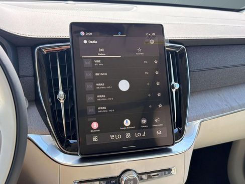 New 2026 Volvo XC90 B6 Ultra w/ Protection Package image 24