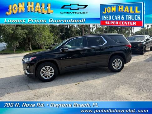 Used 2020 Chevrolet Traverse LT FWD image 3
