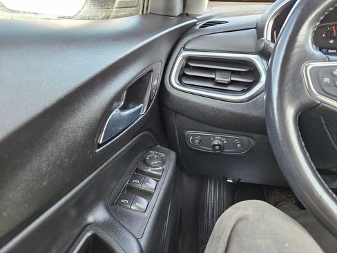 Used 2021 Chevrolet Equinox LT FWD image 13
