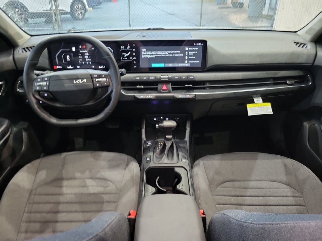 Certified 2025 Kia K4 EX FWD image 3