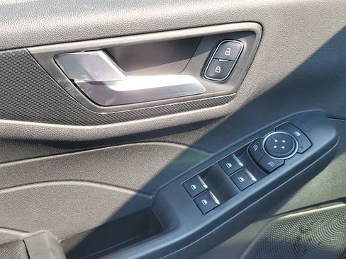 Used 2023 Ford Escape ST-Line w/ Tech Pack #1 AWD/4WD image 7