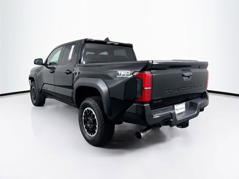 Certified 2025 Toyota Tacoma TRD Off-Road image 12