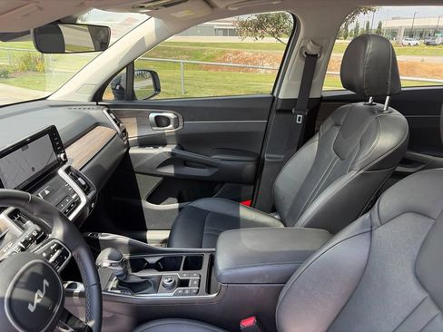 Used 2022 Kia Sorento EX w/ Panoramic Sunroof Package FWD image 53