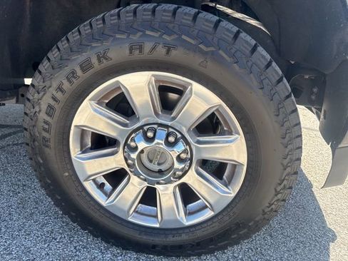 Used 2018 Ford F350 Platinum w/ Platinum Ultimate Package AWD/4WD image 3