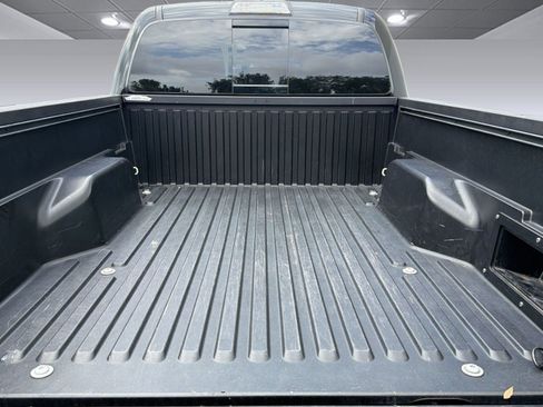 Used 2019 Toyota Tacoma SR5 AWD/4WD image 27