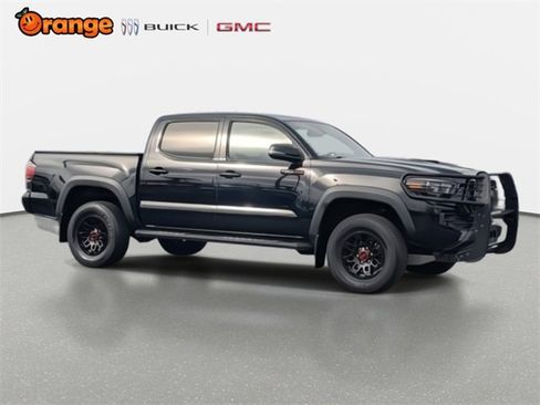 Used 2018 Toyota Tacoma TRD Pro image 1