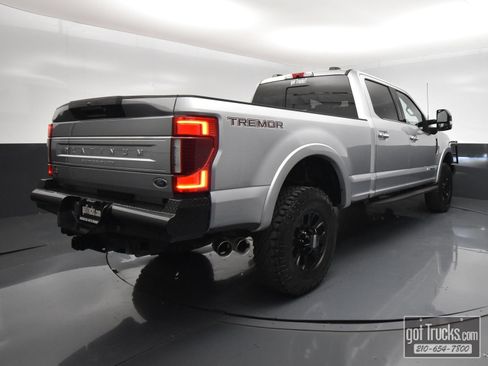 Used 2022 Ford F350 Platinum w/ Tremor Off-Road Package AWD/4WD image 50