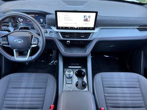Certified 2025 Ford Explorer ST-Line w/ ST-Line Street Pack AWD/4WD image 5