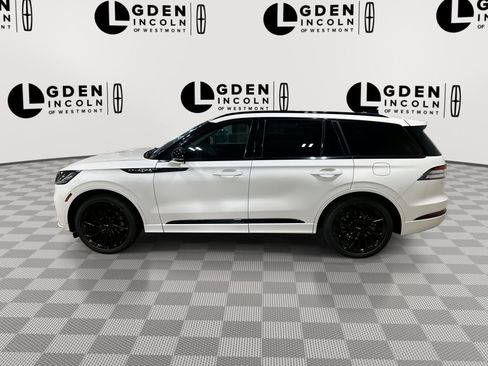 Used 2025 Lincoln Aviator Reserve w/ Luxury Package RWD image 5