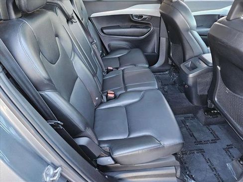 Used 2016 Volvo XC90 T5 Momentum image 19