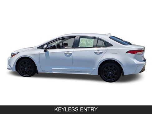 Used 2024 Toyota Corolla LE FWD image 5