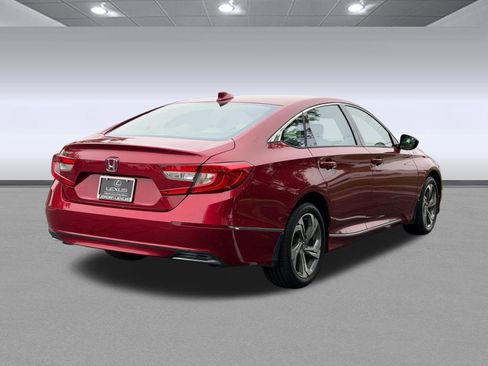 Used 2019 Honda Accord EX image 9