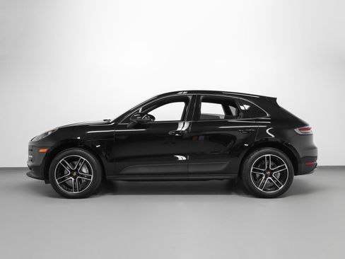 Certified 2021 Porsche Macan AWD/4WD image 2