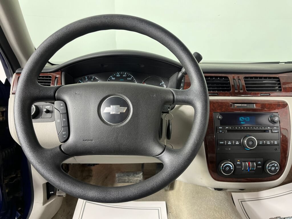 Used 2007 Chevrolet Impala LT FWD image 30